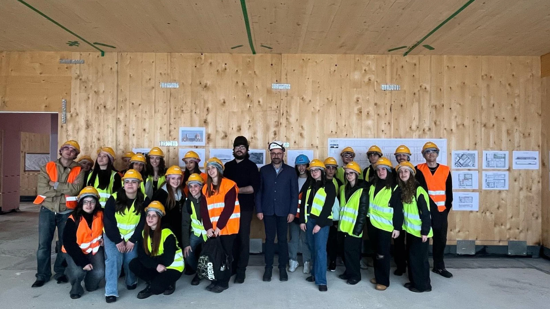 Venafro: il cantiere del polo scolastico di Via Maiella protagonista di una iniziativa organizzata dal corso di laurea in Scienze dell'Architettura dell'Universita' La Sapienza di Roma.